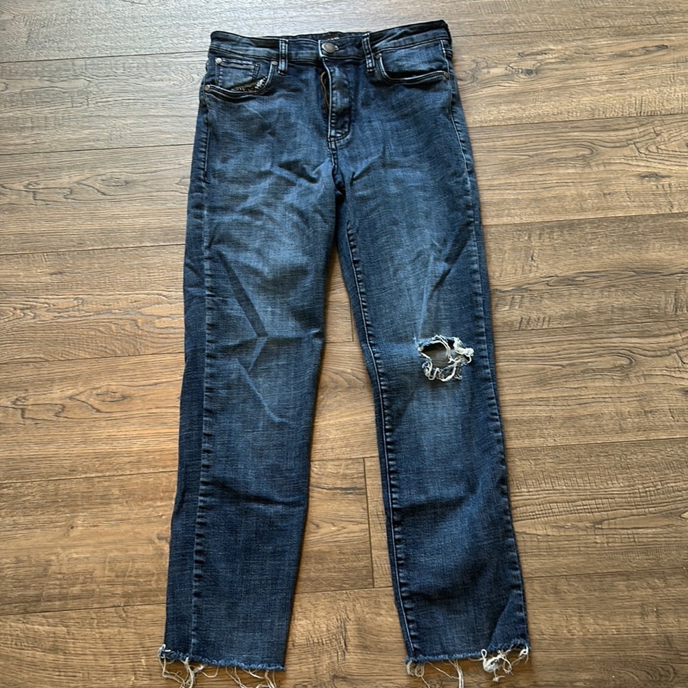 Straight Leg High Waisted Jeans